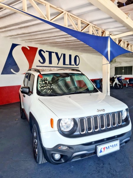 Veculo: Jeep - Renegade - Sport 4x4 em Sertozinho